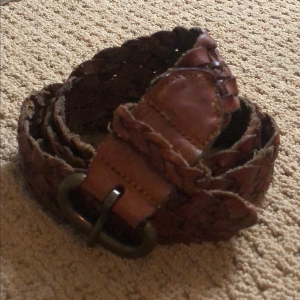 American Eagle belt
